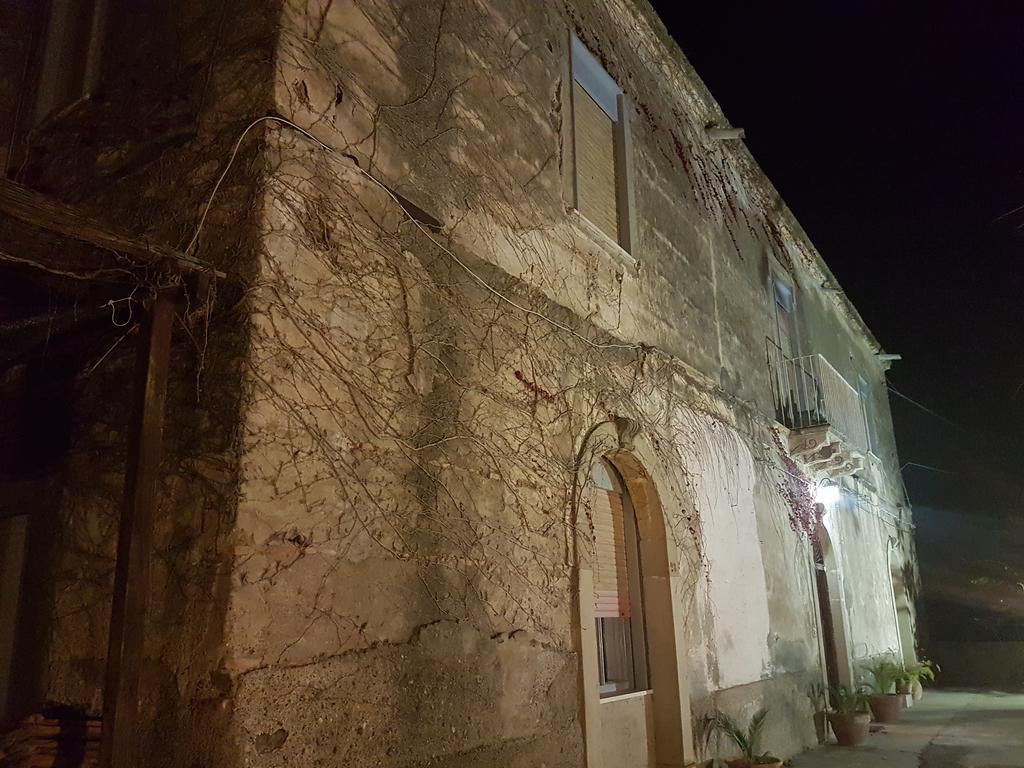 فندق Il Casale ميلاتسو المظهر الخارجي الصورة